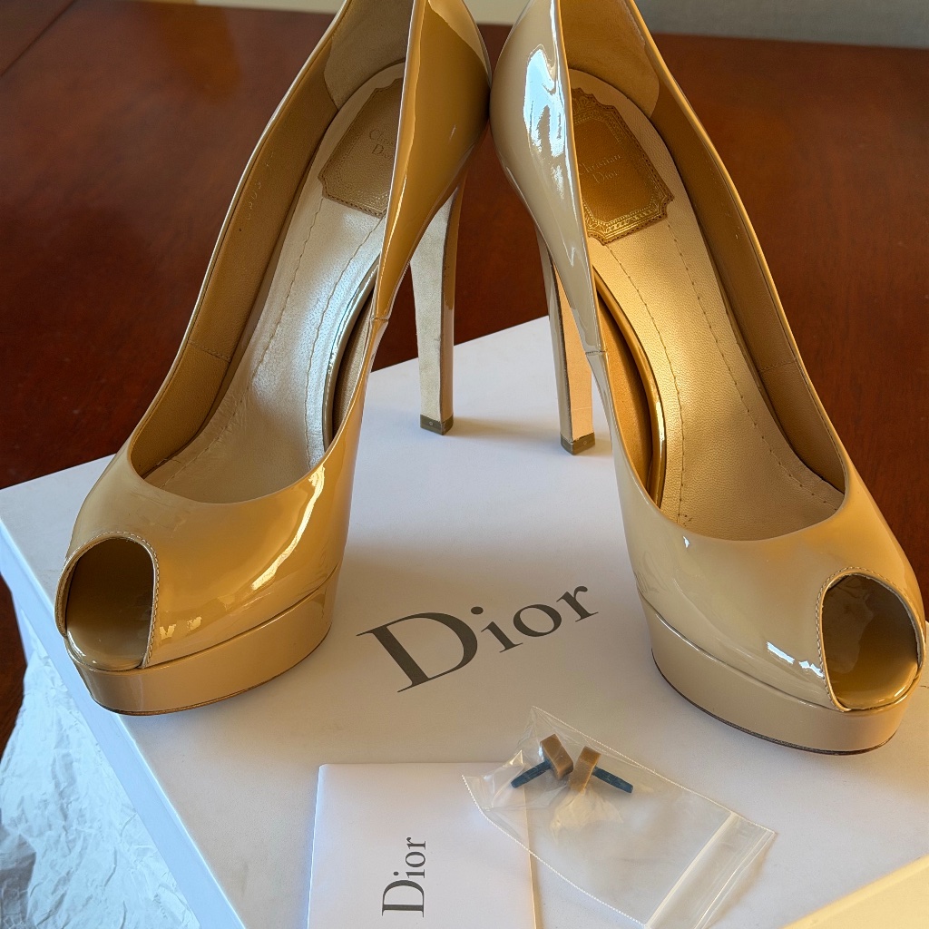 Dior Peep Toe Size 9.5 - 6 Inch Heel/Platform Clear Beige (Nude)